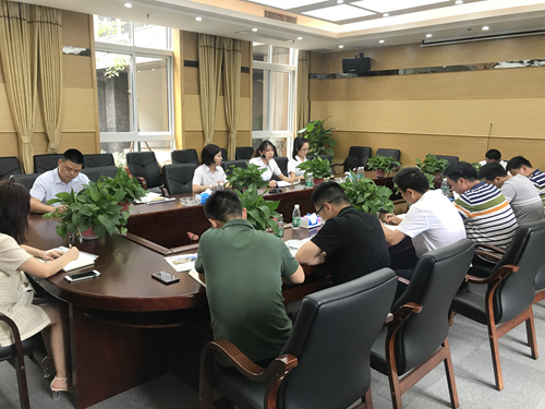 双方在座谈会上展开交流和探讨_副本.jpg 双方在座谈会上展开交流和探讨_副本.jpg