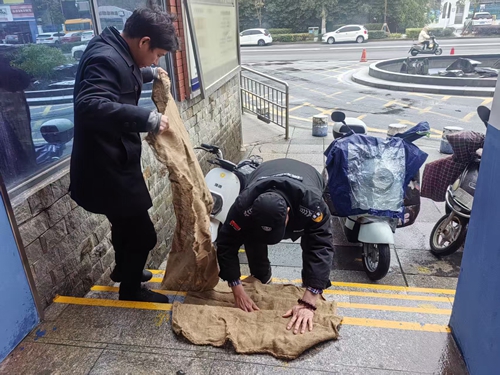 图2.jpg 图2.jpg