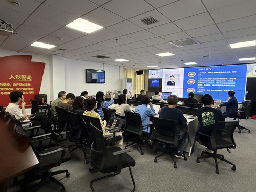 5月15日,时代湘江传媒组织全体员工参与合规培训。.jpg 5月15日,时代湘江传媒组织全体员工参与合规培训。.jpg