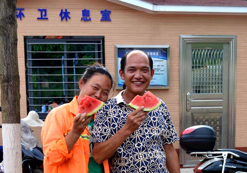 长高市政开展“情系职工，清凉一夏”主题慰问活动