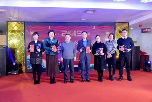 
                                                麓谷汽车世界2018年营业总收入超过67亿元