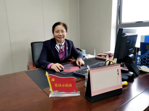 2020年“三八红旗手”欧阳媞：爱岗敬业展风采，铿锵玫瑰别样红