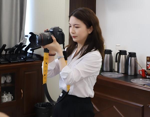 杨芳：坚守宣传阵地的“95后”党员先锋